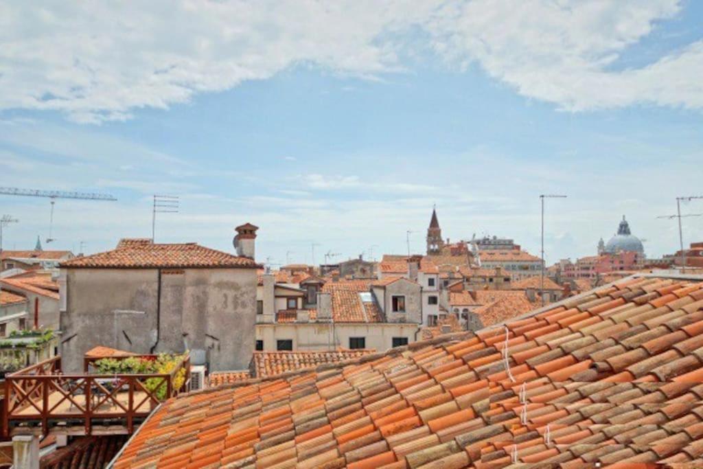 On The Roofs To Piazza San Marco - Venezia Διαμέρισμα Εξωτερικό φωτογραφία